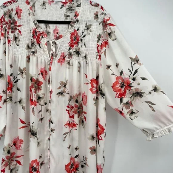 Rose + Olive Plus Size 3X Smocked Floral Top Bishop Puff Sleeve Flowy Blouse - Picture 3 of 5